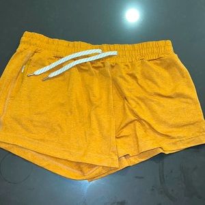 Medium vuori buttery shorts